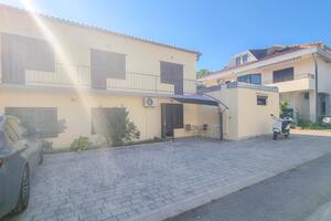Camera Novigrad (S-21230-a)