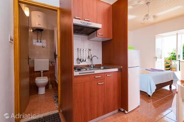 Apartmanok és szobák parkolóhellyel Skrbčići, Krk - 21231