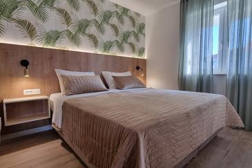 Apartmaji z bazenom za družine z otroci Šilo, Krk - 21242