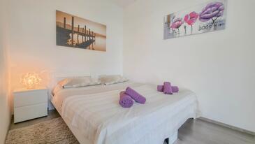 Apartmanok parkolóhellyel Novigrad - 21249