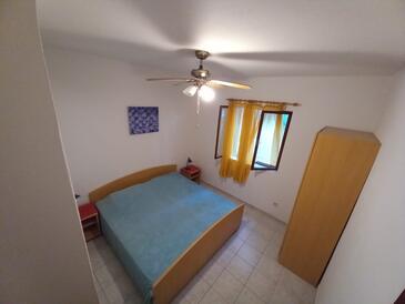 Apartments by the sea Ivan Dolac, Hvar - 21269