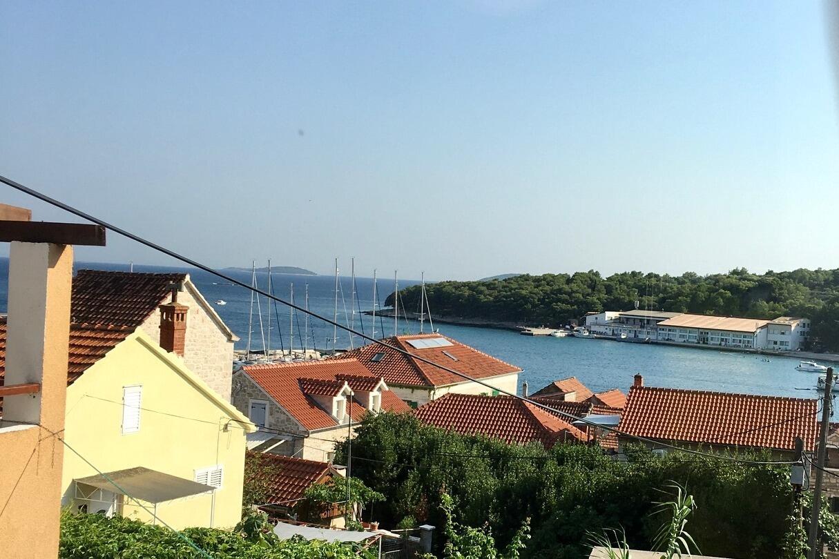 Ferienwohnungen am Meer Prvic Luka, Prvic - 21276