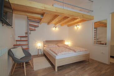 Apartmanok parkolóhellyel Novigrad - 21278