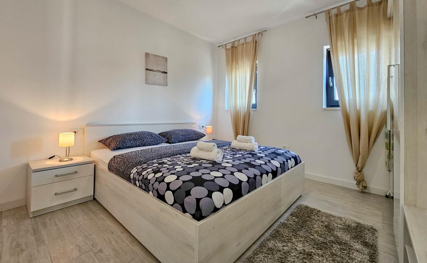 Casa con piscina per famiglia Paolija, Novigrad - 21281