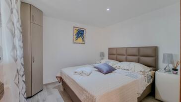 Ház családok részére medencével Novigrad - 21285