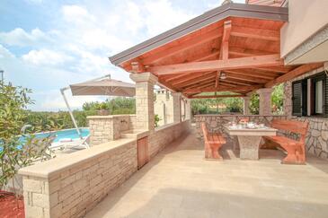 Ház családok részére medencével Novigrad - 21285