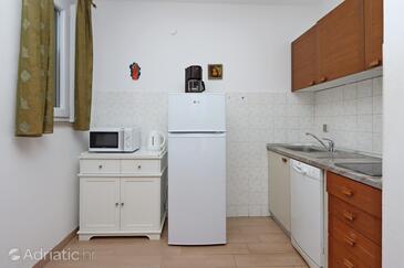 Apartmanok családok részére medencével Novalja, Pag - 213
