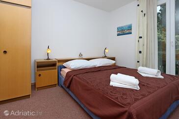 Апартаменты для семьи с бассейном Новалья - Novalja, Паг - Pag - 213