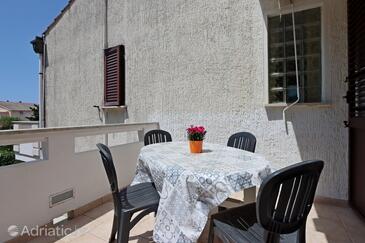 Апартаменты для семьи с бассейном Новалья - Novalja, Паг - Pag - 213