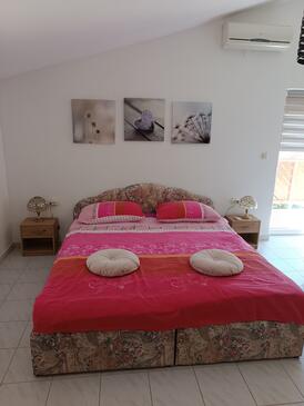 Lejligheder med pool egnet til familier med børn Kastel, Sredisnja Istra - 21309