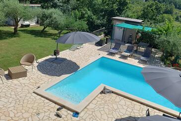 Rodinné apartmány s bazénem Kaštel, Vnitrozemí Istrie - Središnja Istra - 21309 Adriatic.hr