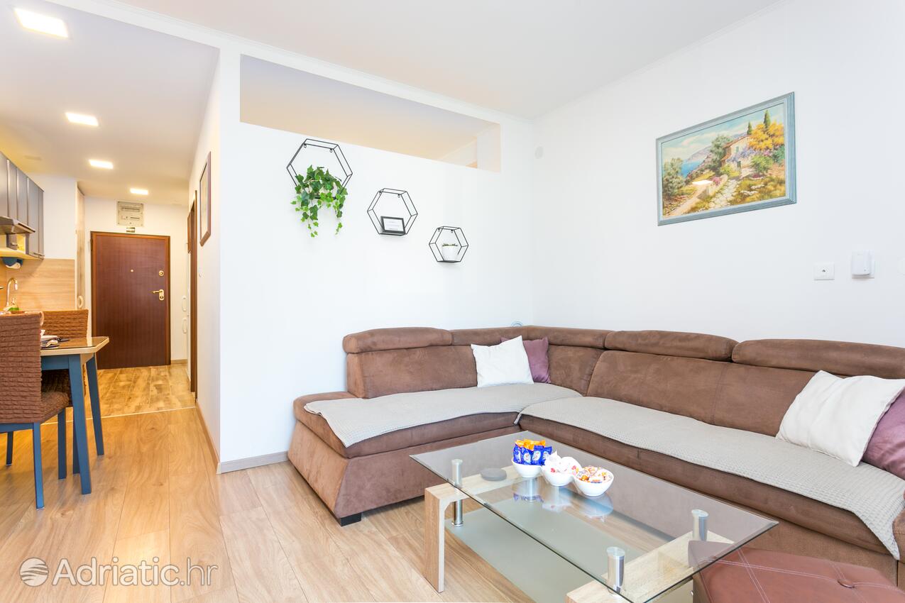 A-21310-a - Privatunterkunft - Ferienwohnungen mit Parkplatz Solin, Split