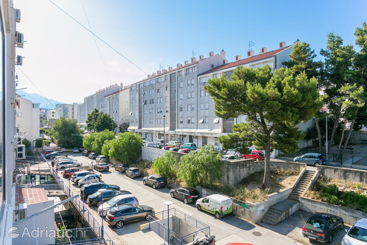 A-21310-a - Privatunterkunft - Ferienwohnungen mit Parkplatz Solin, Split