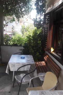 Apartments with terrace Cavtat, South Dalmatia