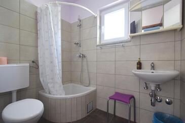 Апартаменти і кімнати з паркуванням Расопасно - Rasopasno, Крк - Krk - 21325