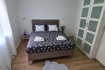 Ferienwohnungen mit Parkplatz Stobrec, Split - 21339