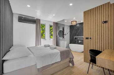 Apartments by the sea Drašnice, Makarska - 21341