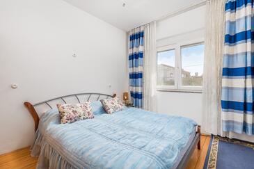 Appartamenti con parcheggio Pogliana - Povljana, Pago - Pag - 21342