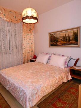 Leiligheter med parkering Povljana, Pag - 21342