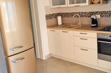 Apartmanok a tenger mellett Vinisce, Trogir - 21351