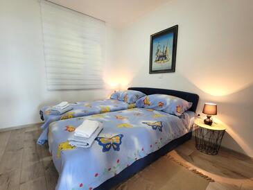 Apartmanok a tenger mellett Omisalj, Krk - 21370