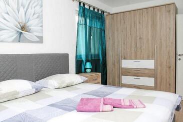 Appartamenti con parcheggio Kastel Kambelovac, Castelli - Kaštela - 21372