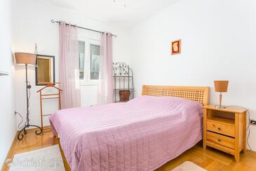 Apartmány s parkovištěm Seget Donji, Trogir - 21374