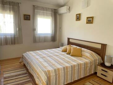 Trojizbový apartmán Sušica, Ugljan (A-21389-a)