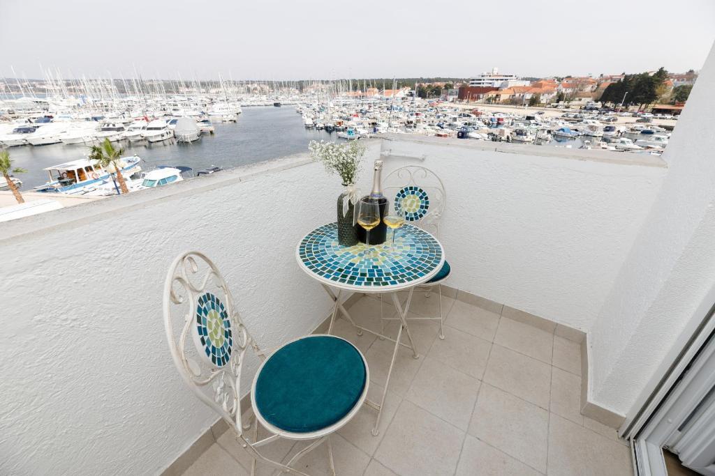 Appartamenti accanto al mare Zaravecchia - Biograd na Moru, Biograd - 21390