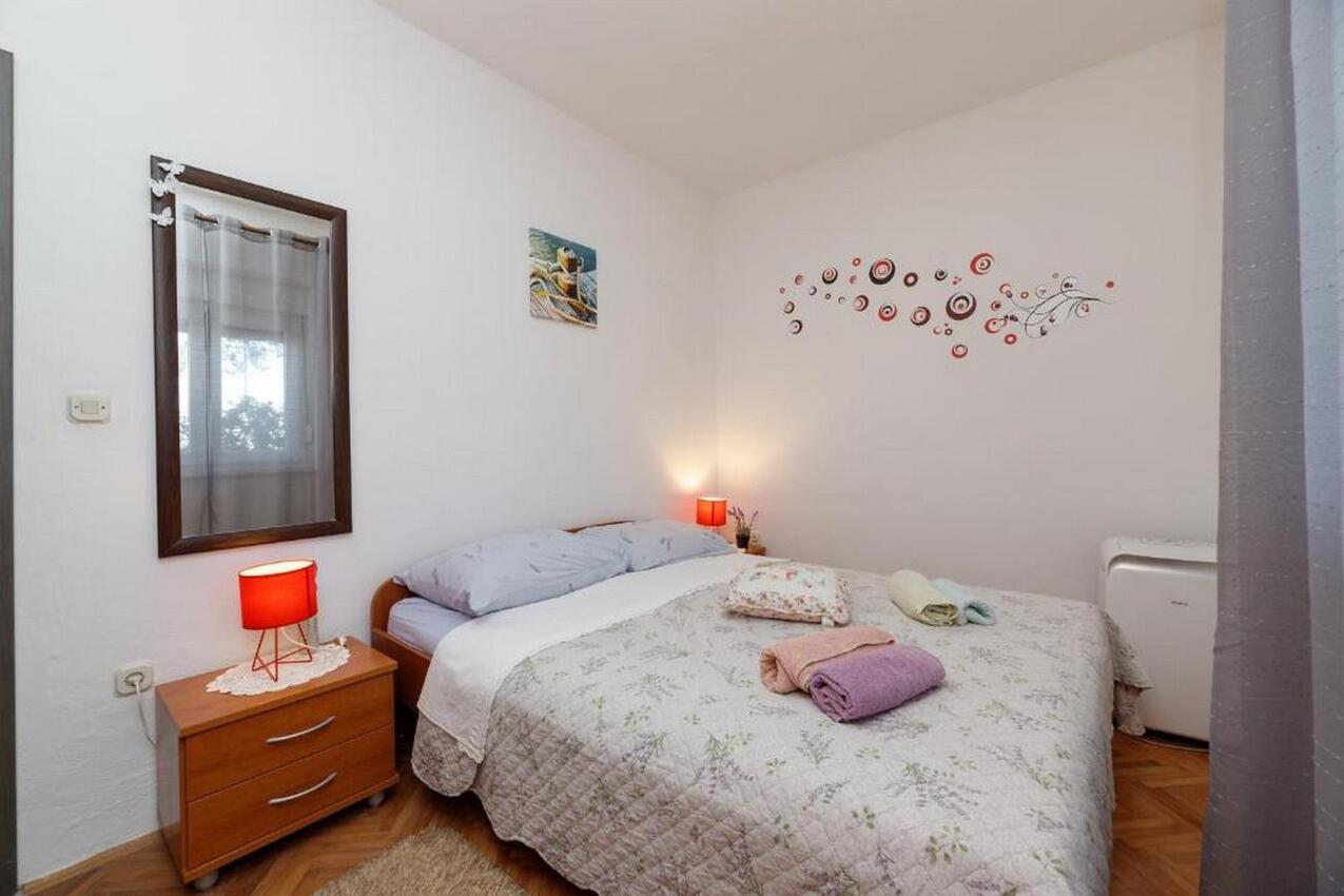 Appartamenti accanto al mare Tuconio - Tkon, Pasman - 21391