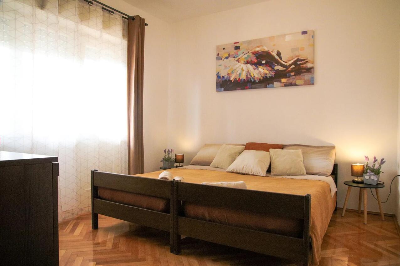 Appartamenti con piscina Kastel Sucurac, Castelli - Kaštela - 21394