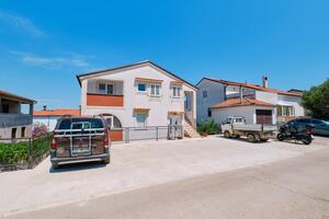 Ferienwohnungen mit Parkplatz Mali Losinj, Losinj - 21417