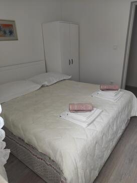 Апартаменти біля моря Міміце - Mimice, Оміш - Omiš - 21422