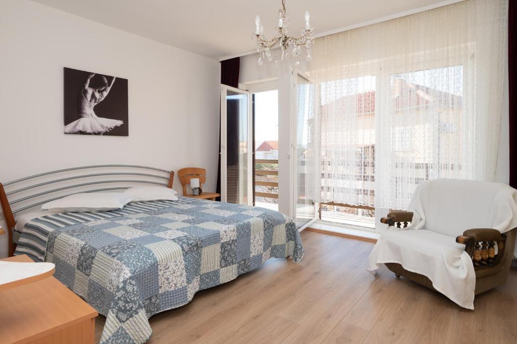 Appartamenti accanto al mare Brodarica, Sebenico - Šibenik - 21441