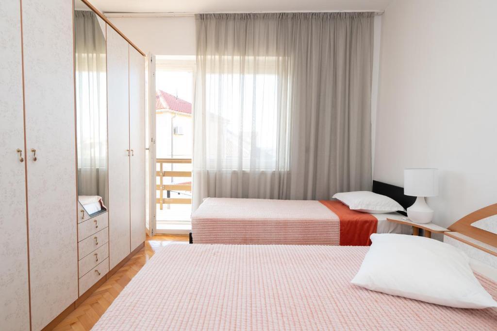 Appartamenti accanto al mare Brodarica, Sebenico - Šibenik - 21441