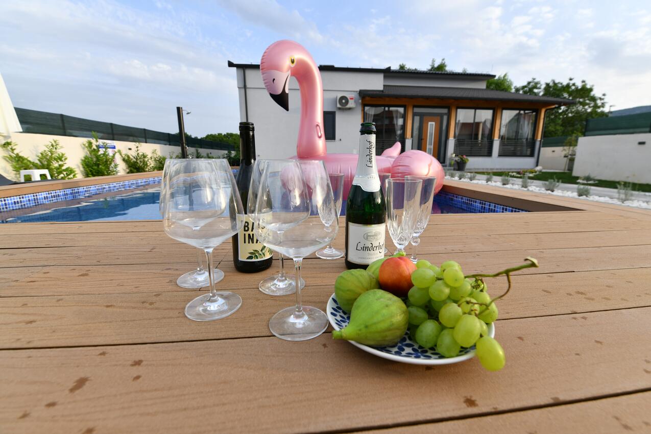 Giardino - Casa con piscina per famiglia Signo - Sinj, Morlacca - Zagora