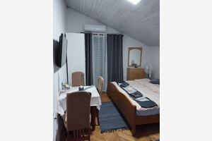 Egyszobás apartman Privlaka Egyszobás apartman Privlaka, Zadar (A-21456-a)