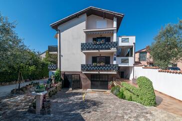Apartments With Parking Space Umag - 21460 - Umag