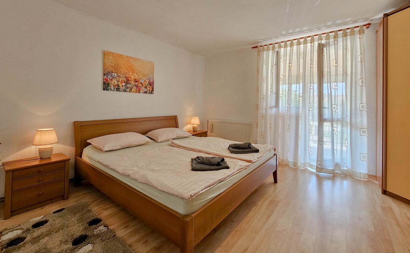 Appartamenti con parcheggio Mareda, Novigrad - 21473