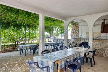 Apartments and rooms with parking space Pirovac, Šibenik - 21487