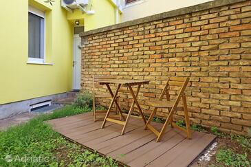 Apartments with parking space Senj - 21500