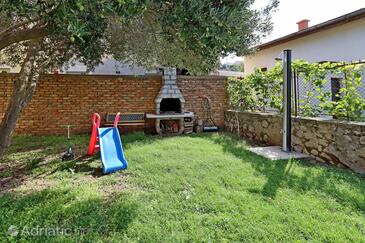 Apartments with parking space Senj - 21500