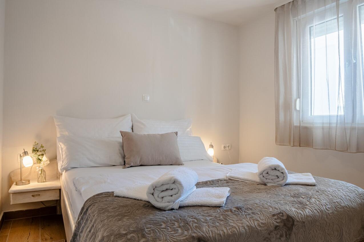 Egyszobás apartman Vir (A-21504-a)