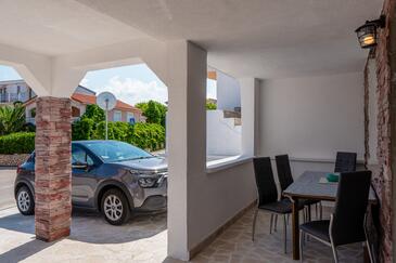 Ferienwohnungen mit Parkplatz Vir - 21504