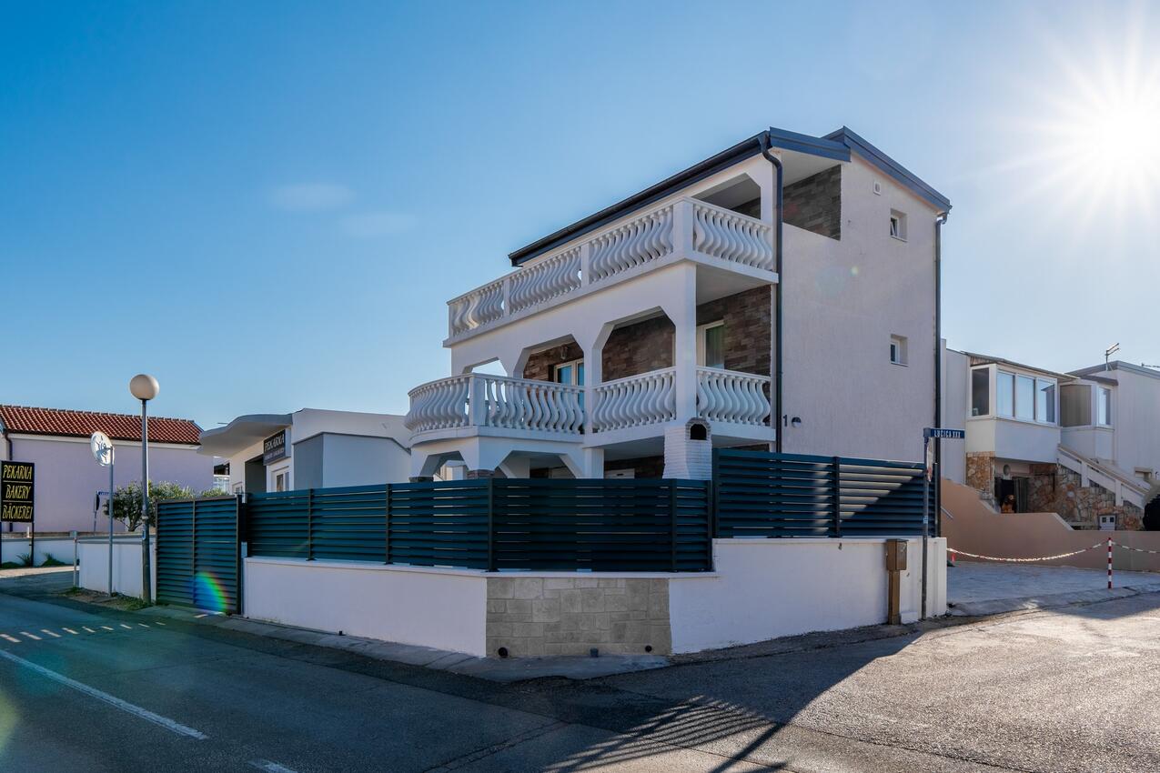 Apartmány s parkovištěm Vir - 21504