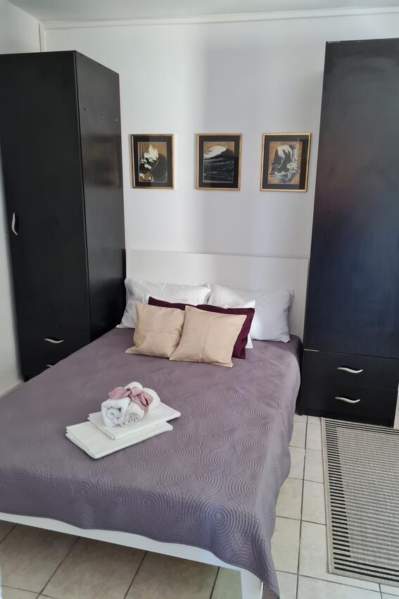 Appartamenti con parcheggio Gornji Karin, Novigrad - 21514