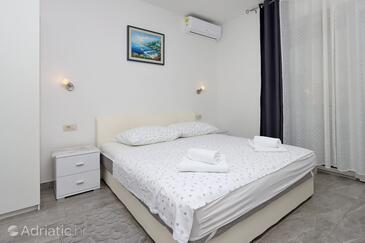 Apartmány s parkovištěm Mundanije, Rab - 21543