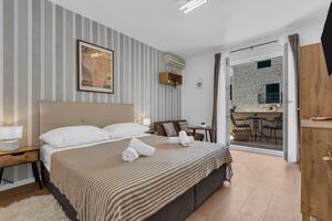 Однокомнатные апартаменты Макарска - Makarska (A-21544-a(