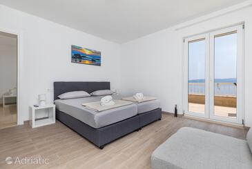 Apartments by the sea Pisak, Omiš - 21575