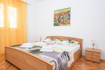 Ferienwohnungen mit Parkplatz Kastel Stafilic, Kastela - 21591